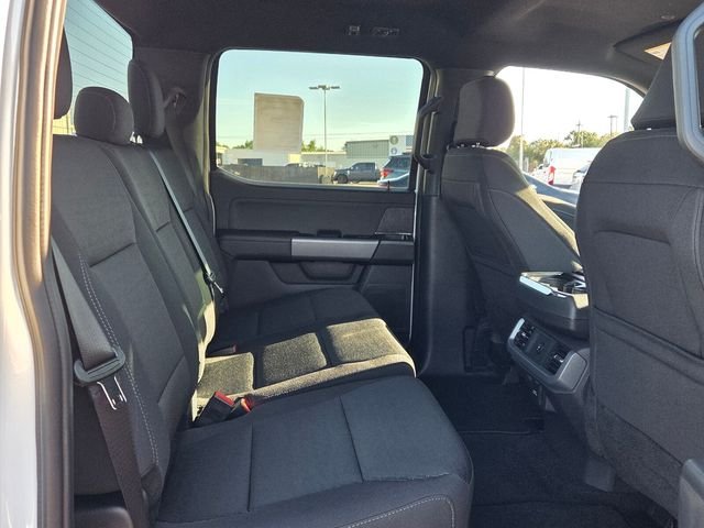 New 2026 Oxford White Ford XLT image 16
