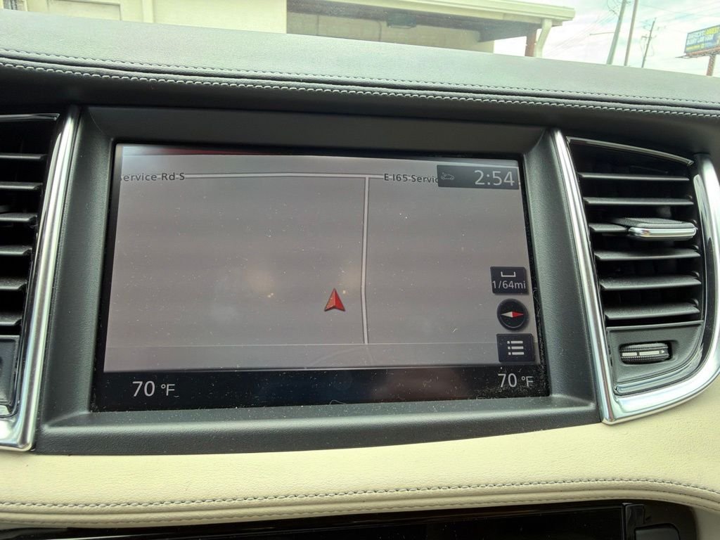 Used 2020 Gray INFINITI LUXE image 16