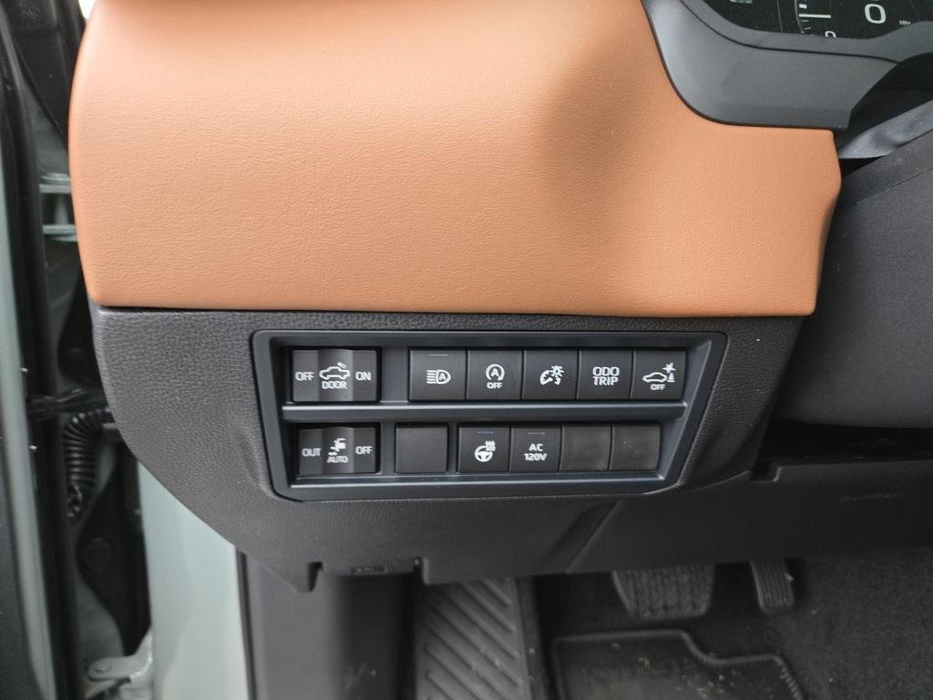 2026 Toyota Tundra 1794 Edition - Photo 16