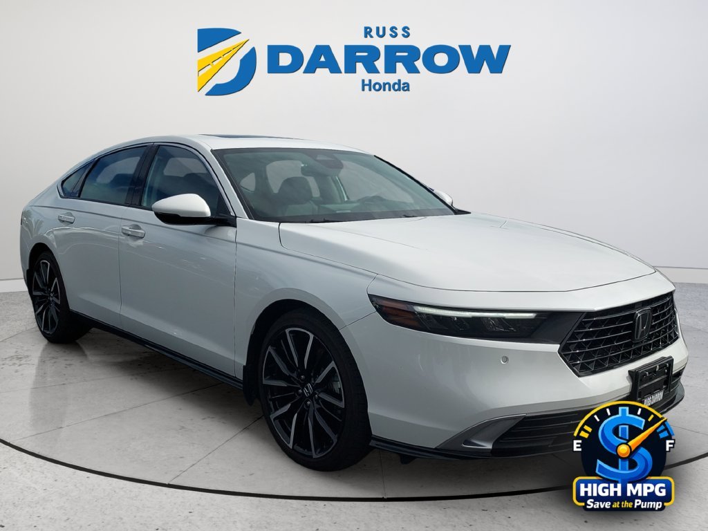 Used 2024 White Honda Touring image 7