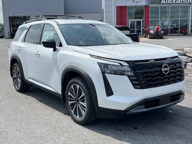 2026 Nissan Pathfinder Platinum