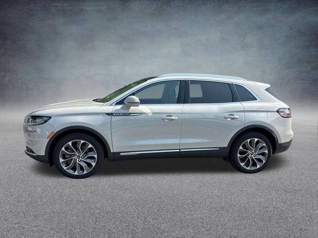 Used 2022 Pearl Metallic Lincoln Reserve image 4