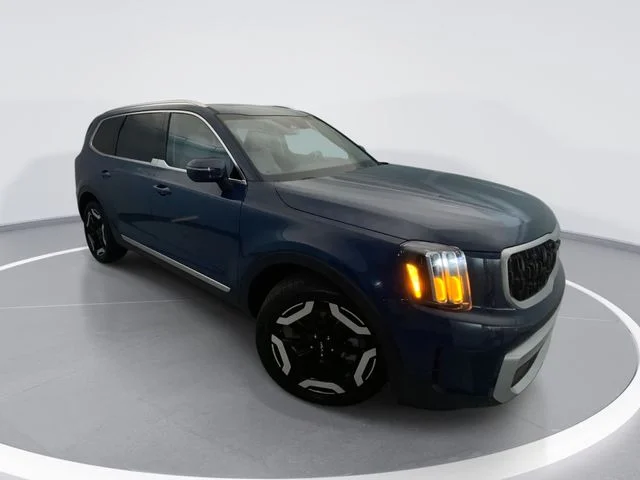 Used 2024 Black Kia EX image 1