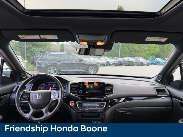 Used 2021 Blue Honda Touring image 44