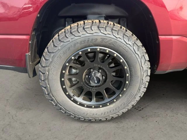 Used 2023 Red Ram Laramie image 9