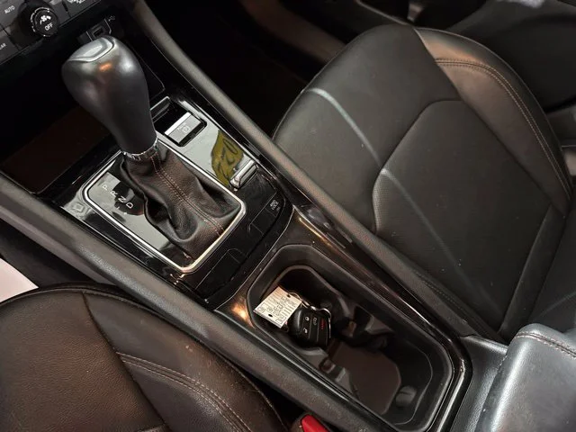 Used 2022 Gray Jeep Limited image 20