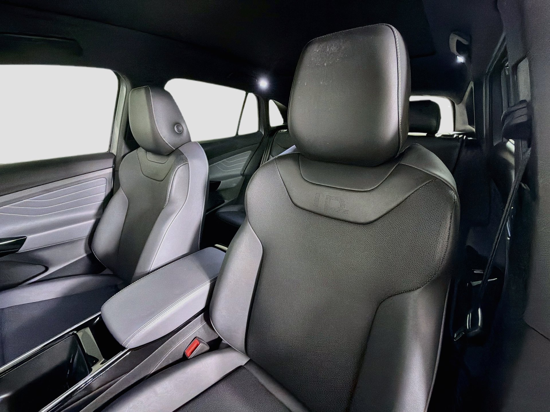 Certified Used 2023 Silver Volkswagen S image 20