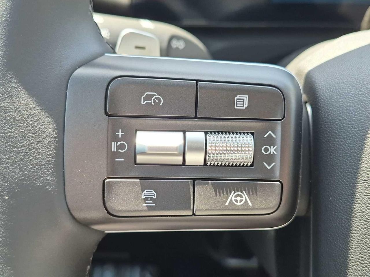 New 2026 Ecotronic Gray Pearl Hyundai SEL AWD image 23