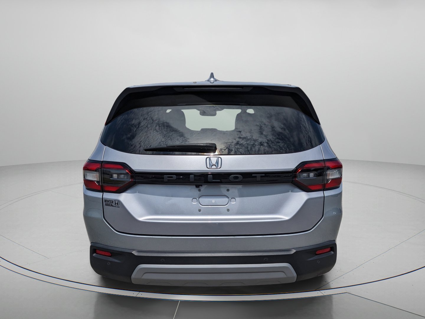Used 2024 Silver Honda EX-L 8 Passenger image 9