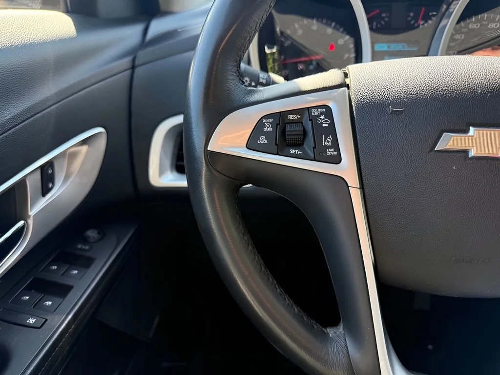Used 2016 MOSAIC BLACK METALLIC Chevrolet LTZ image 30