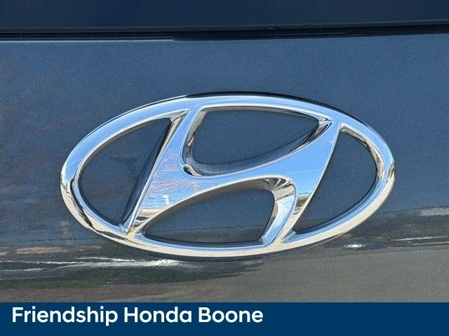 Used 2022 Gray Hyundai Limited image 11