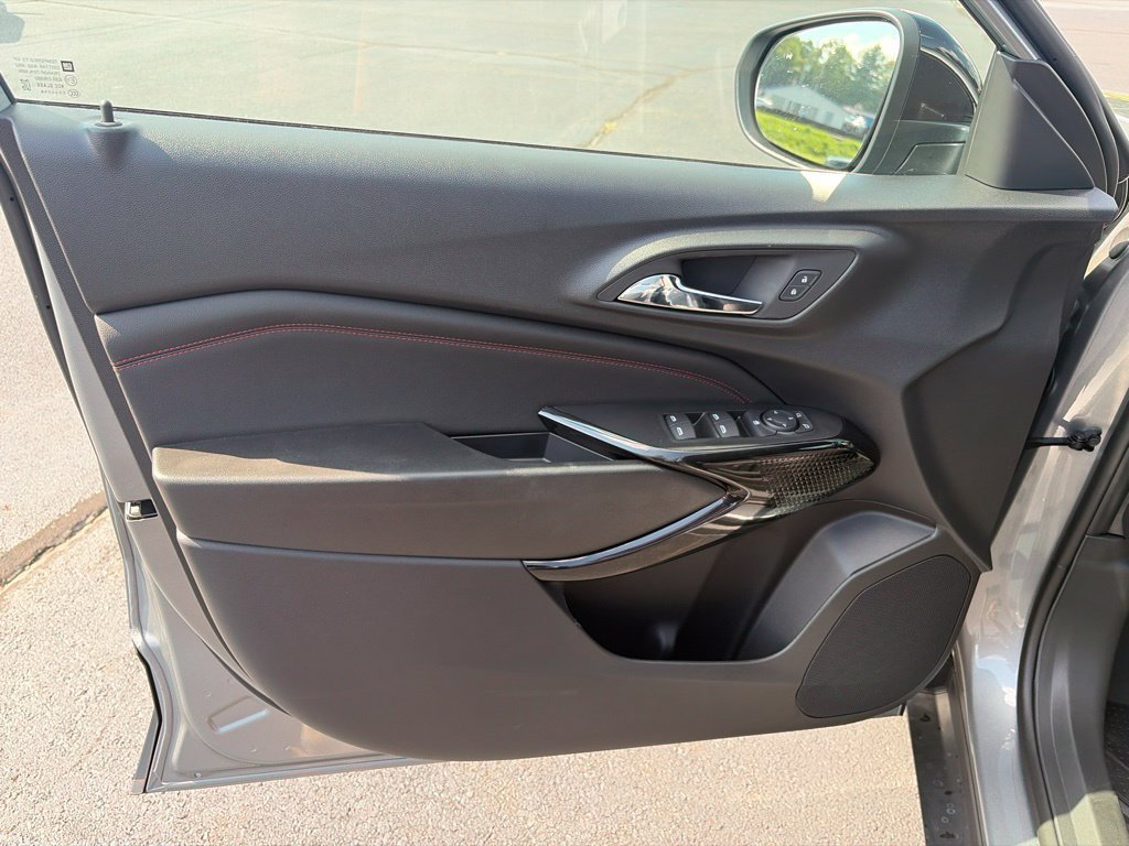 2026 Chevrolet Trax RS - Photo 12