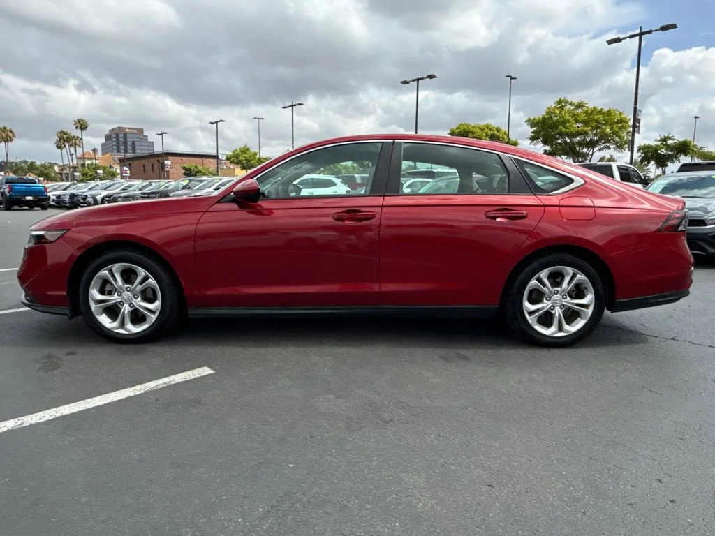 Used 2023 Red Honda LX image 8