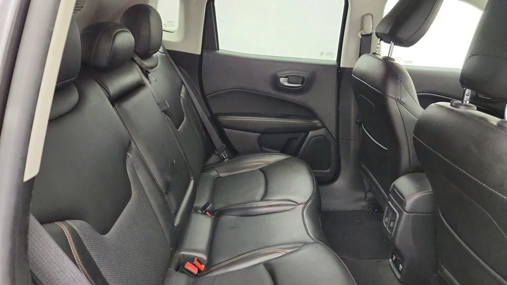 Used 2021 Granite Crystal Metallic Clearcoat Jeep Limited 4x4 image 20