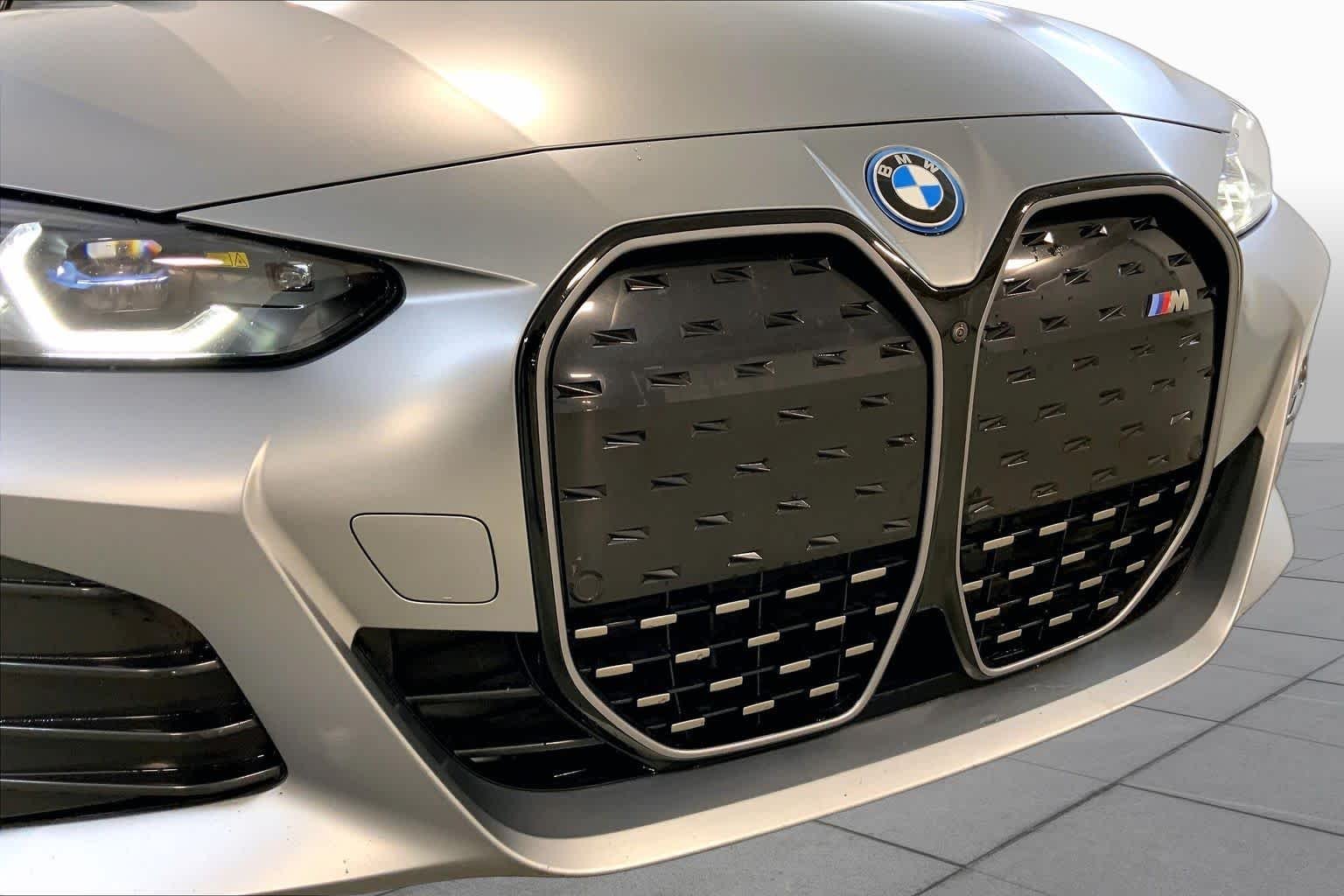 Certified Used 2024 Frozen Pure Grey II Metallic BMW M50 image 32