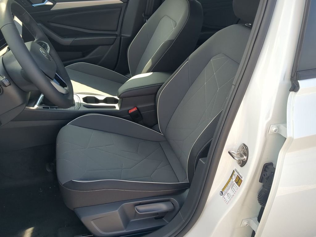 New 2026 White Volkswagen 1.5T Sport image 19