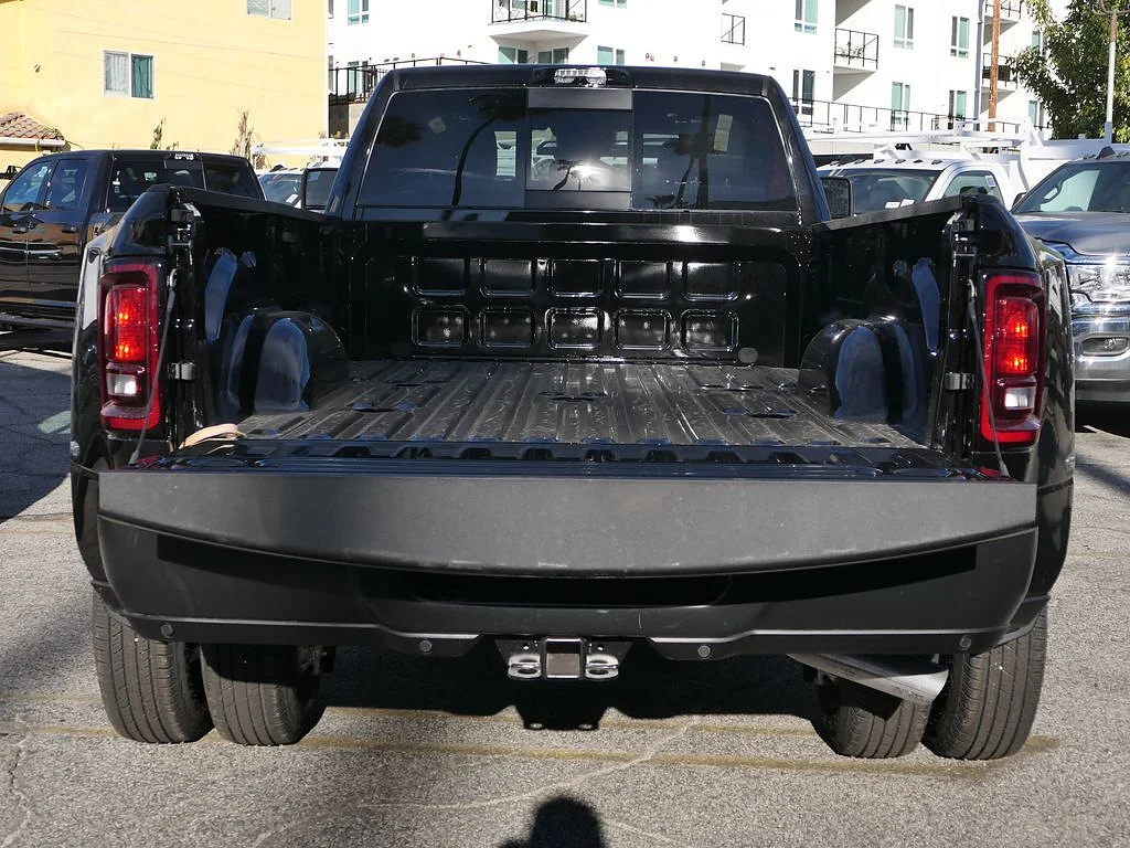 New 2026 Diamond Black Crystal Pearl Coat RAM Tradesman Crew Cab 4x4 8