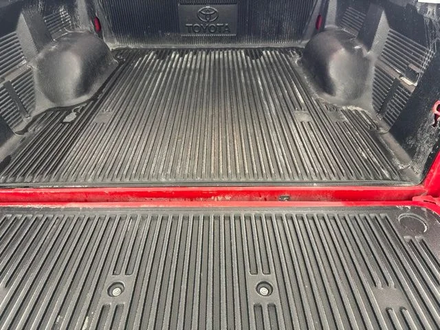 Used 2014 Red Toyota Limited image 31