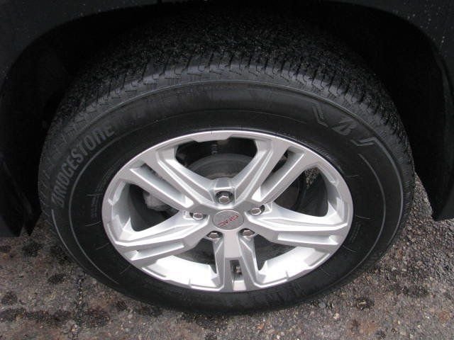 2024 GMC Terrain SLE - Photo 10