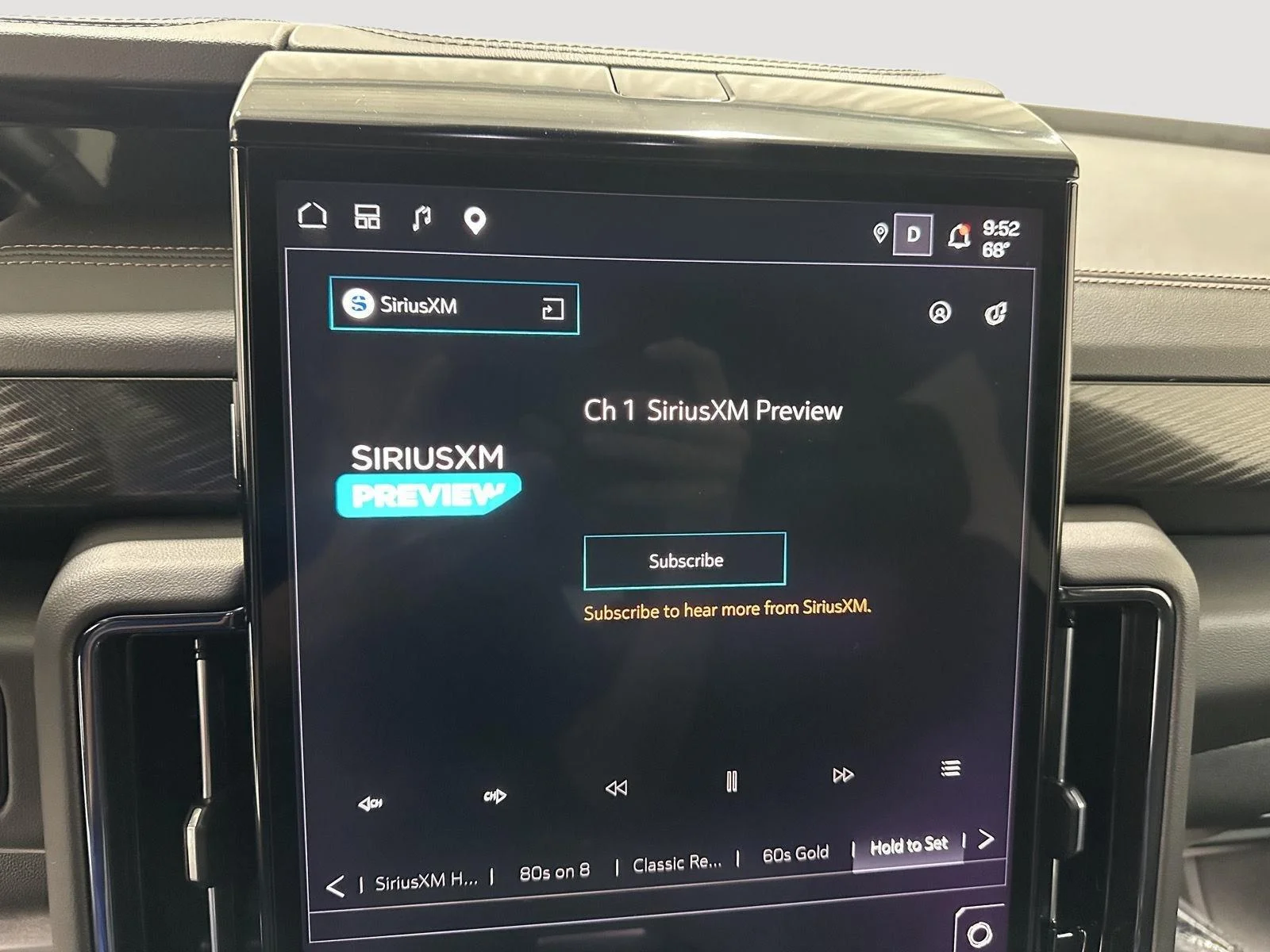 Used 2026 Summit White GMC AT4 image 12