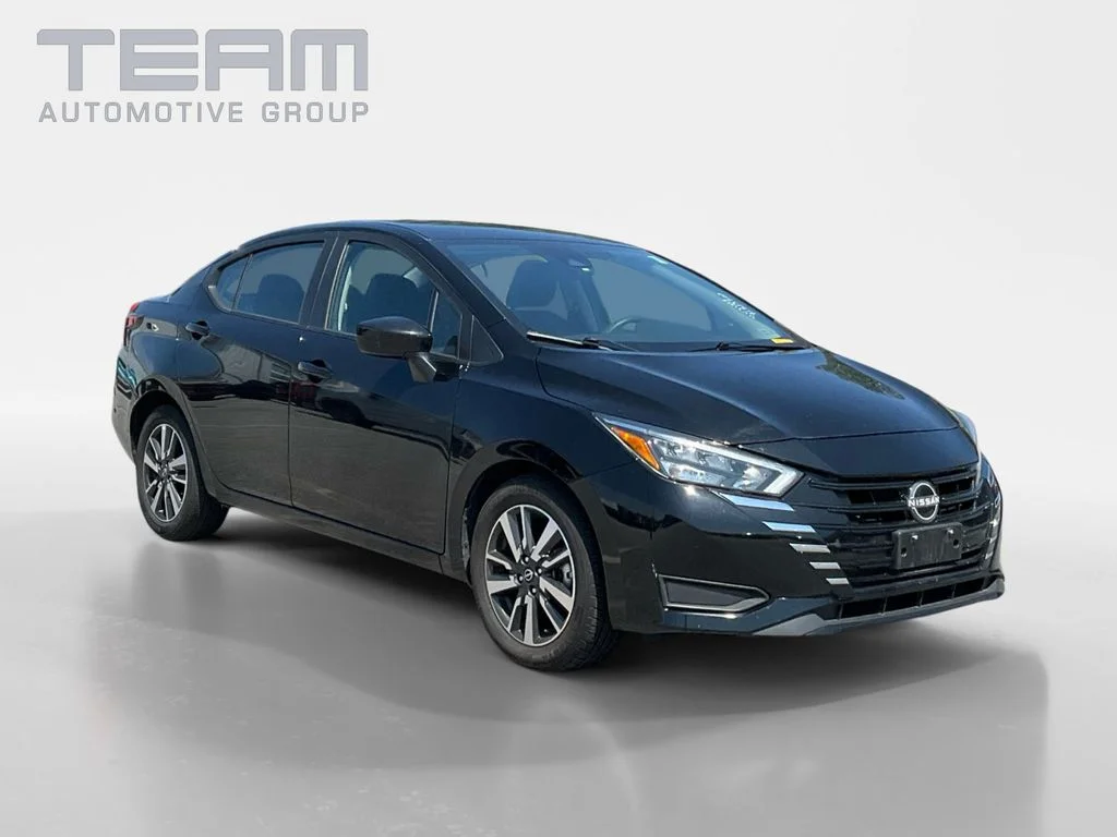 Used 2025 Black Nissan 1.6 SV image 1