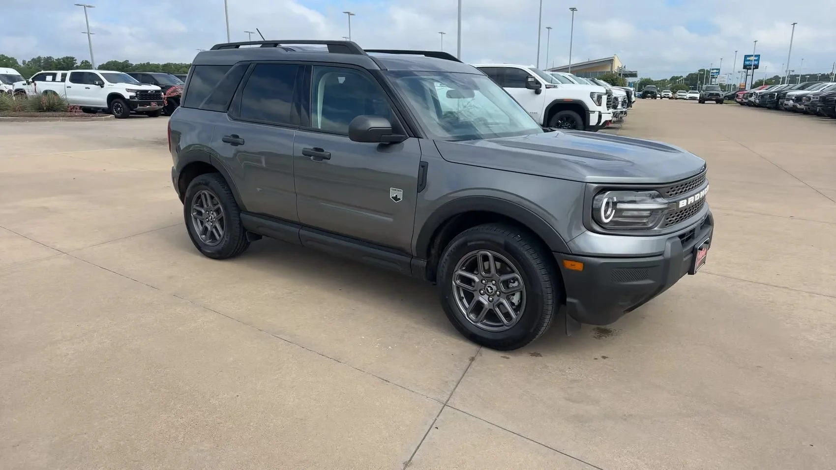 Used 2025 Gray Metallic Ford Big Bend image 3