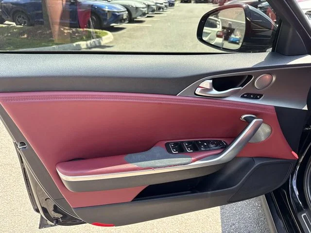 Used 2018 Black Kia GT2 image 27