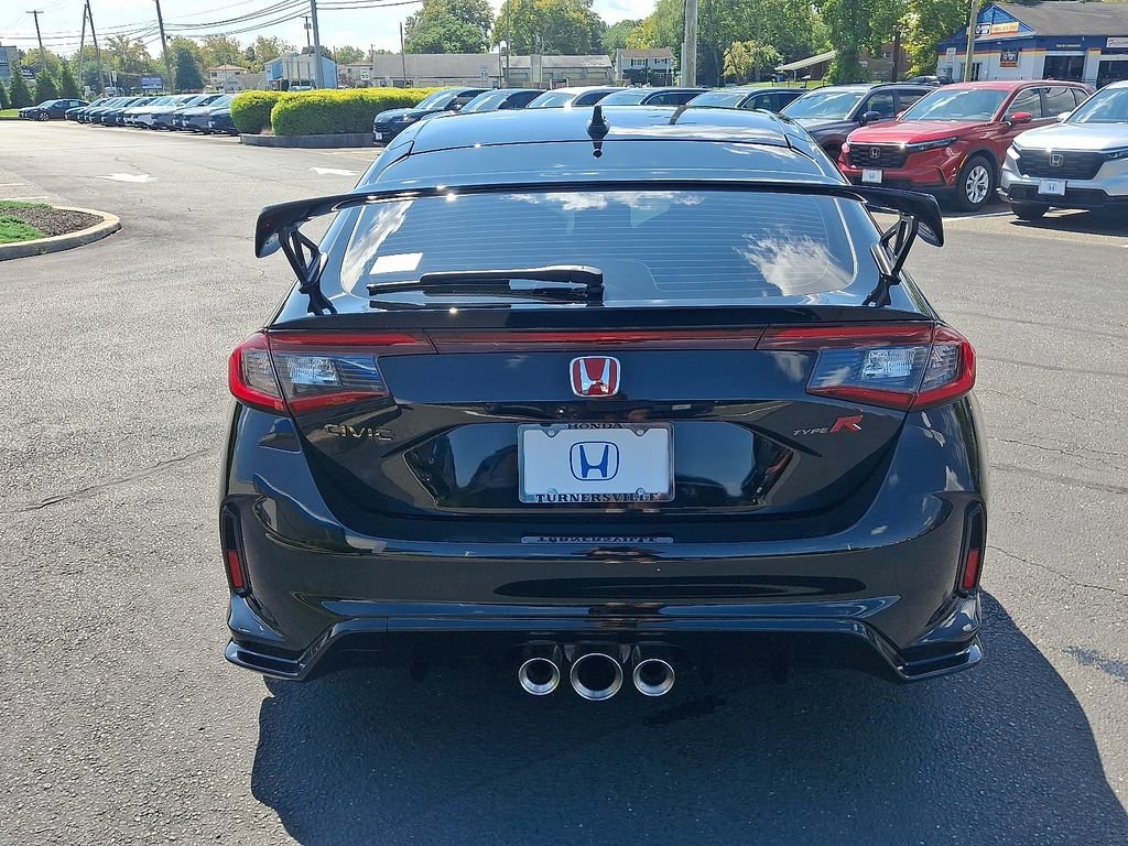 Certified Used 2023 Crystal Black Pearl Honda TYPE R image 36