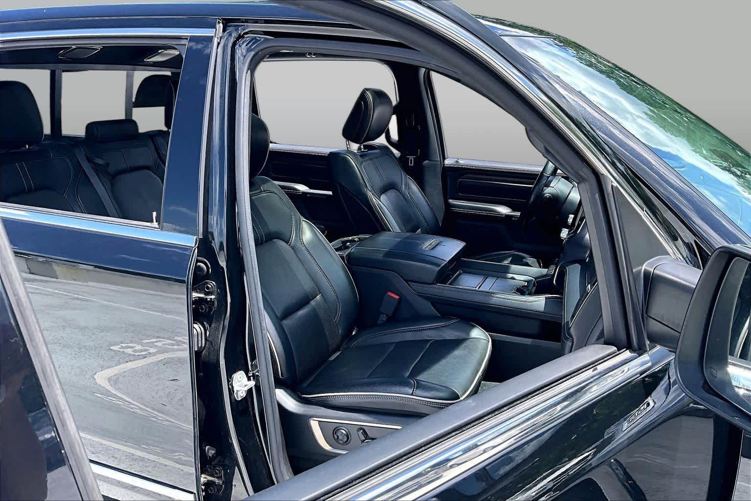 Used 2020 Diamond Black Crystal Pearlcoat Ram Limited image 9
