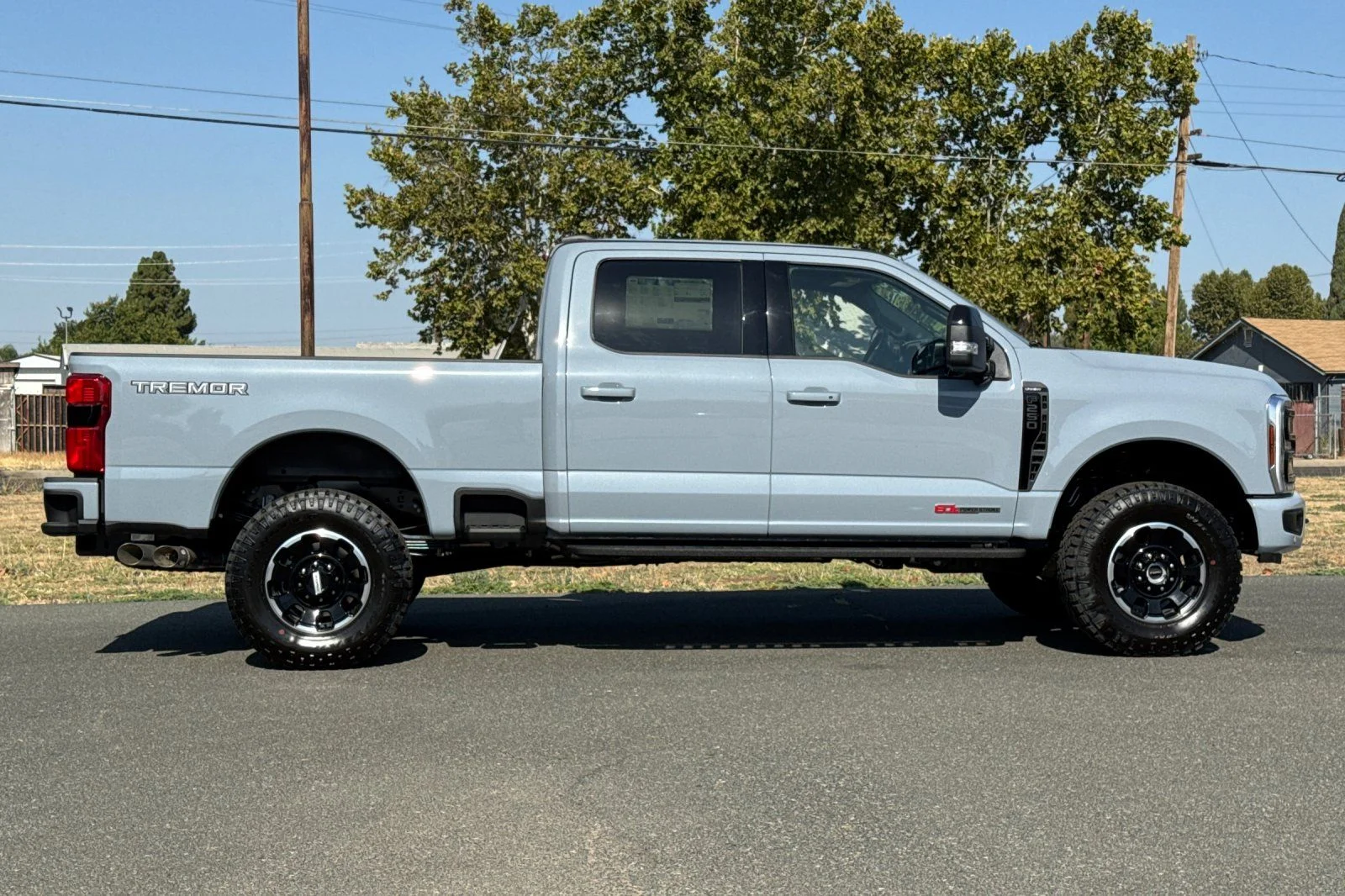 New 2026 Glacier Gray Metallic Tri-Coat Ford F-250® Lariat® image 3