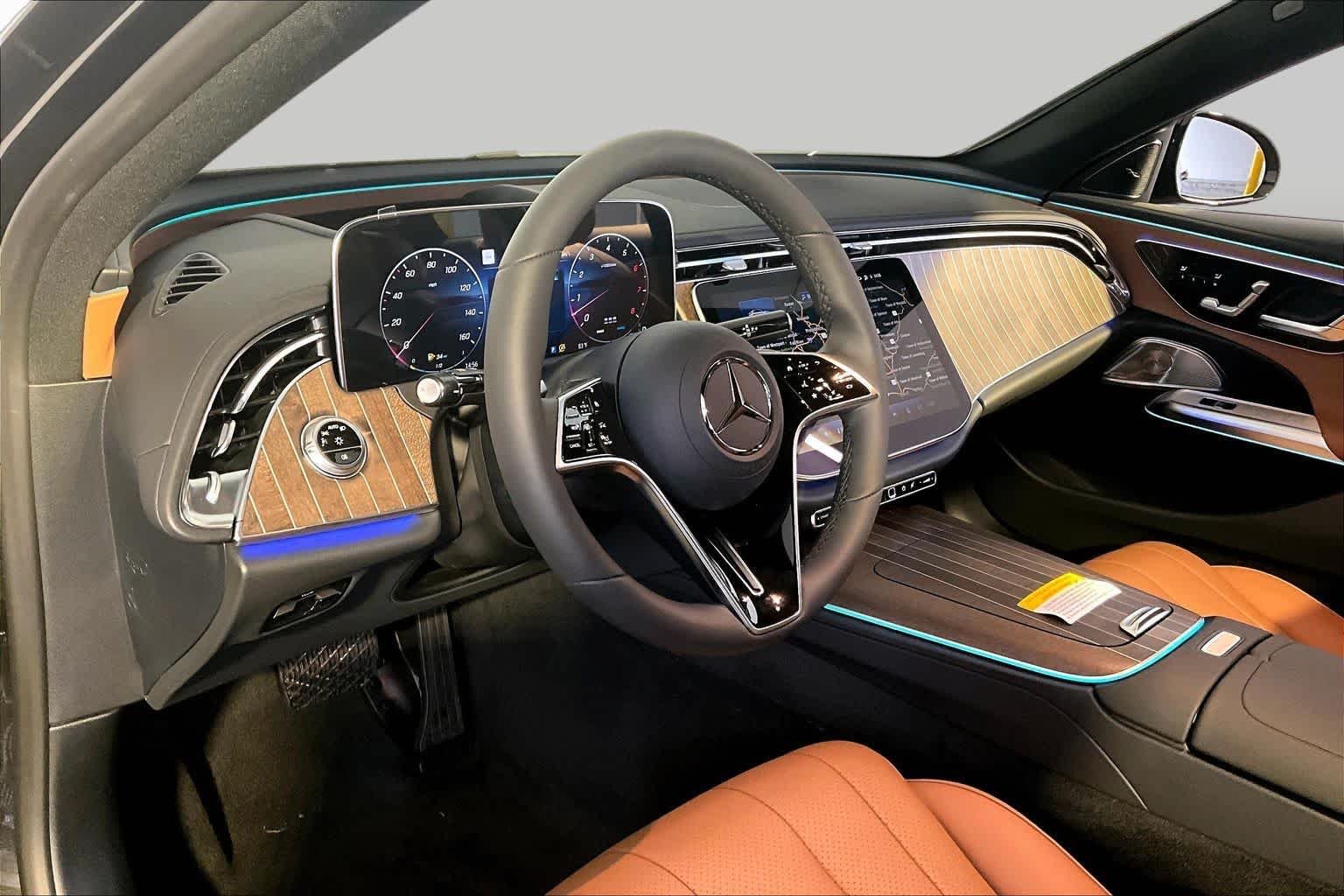 New 2027 Graphite Grey Metallic Mercedes-Benz E 450 image 9