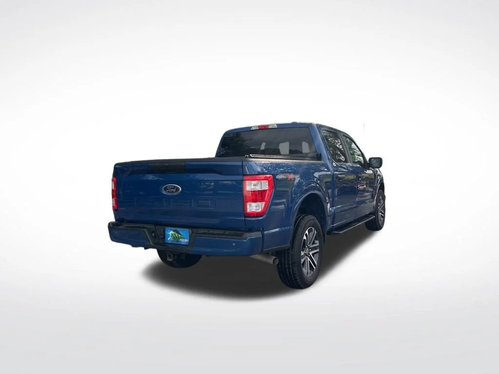 Used 2023 Blue Metallic Ford XL image 5