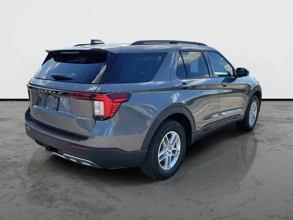 New 2026 Carbonized Gray Metallic Ford Active image 2