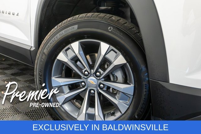 Used 2026 Summit White Chevrolet LT image 8