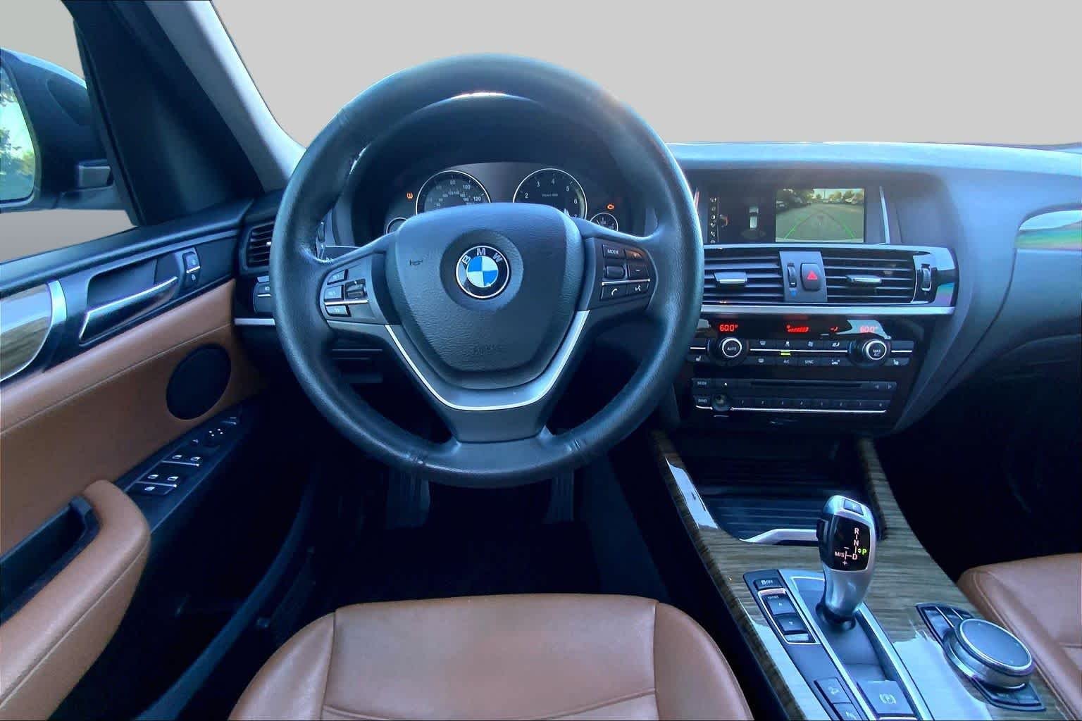 Used 2017 Alpine White BMW xDrive28i image 6