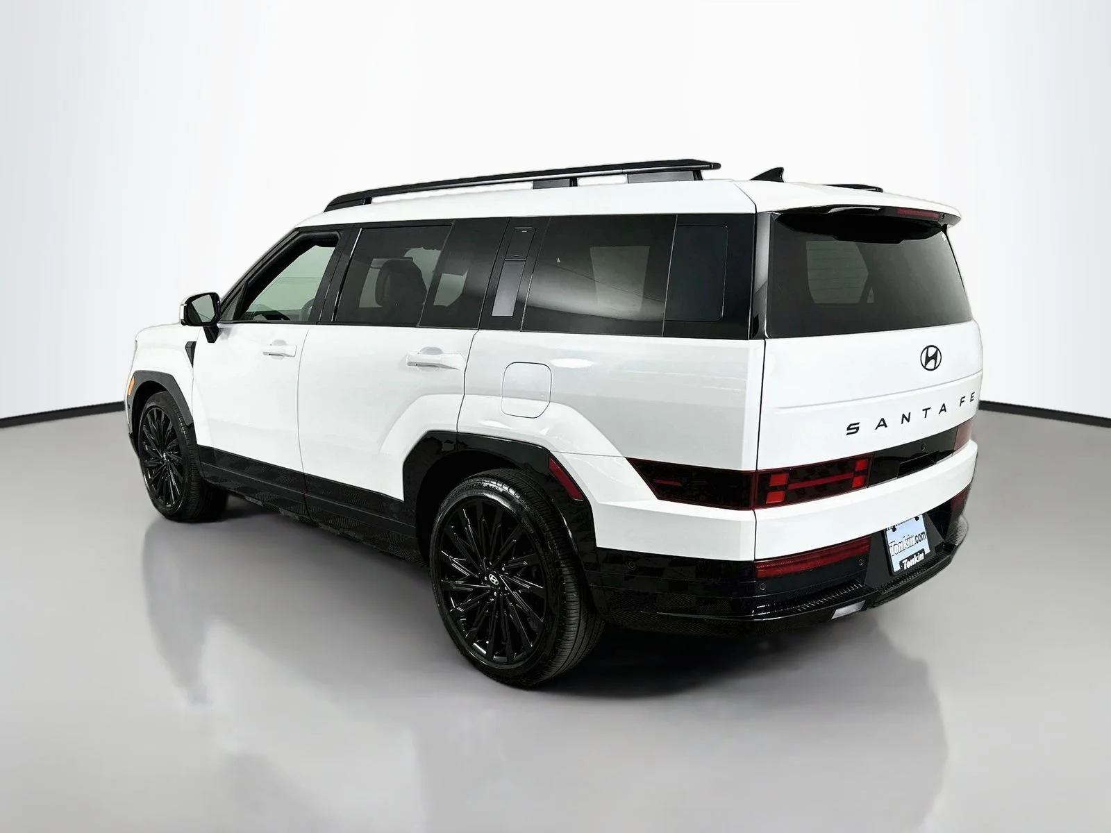 Used 2024 Serenity White Hyundai Calligraphy image 5
