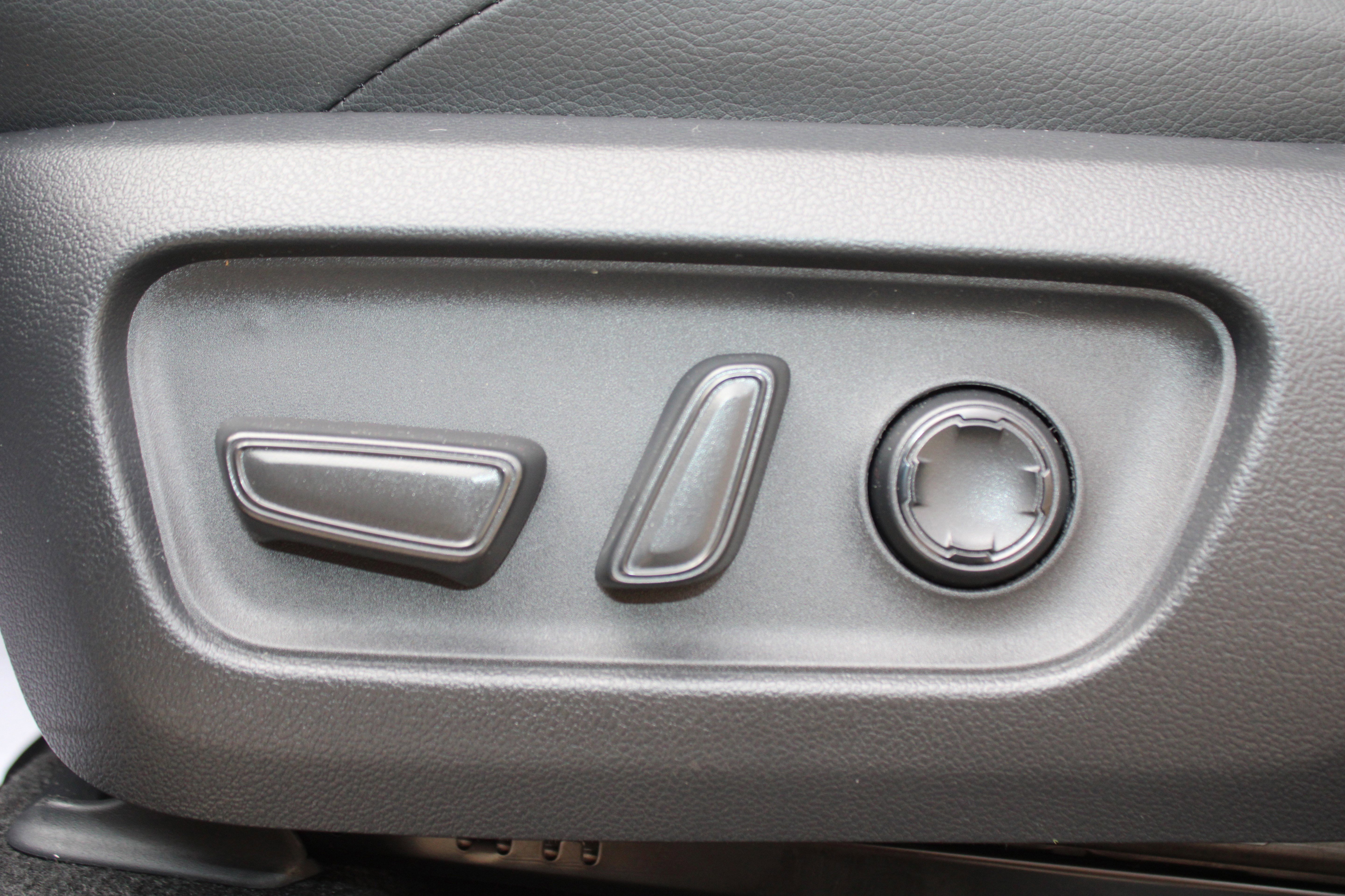 2026 Toyota 4Runner Limited - Photo 27