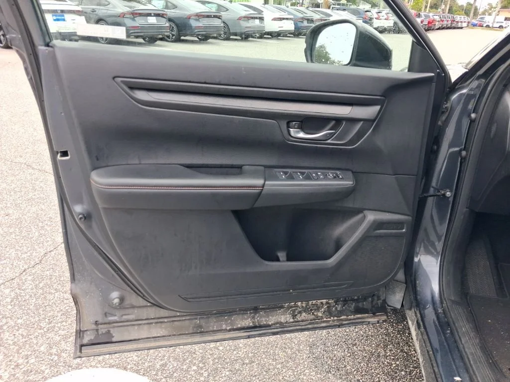 Used 2023  Honda Sport image 23