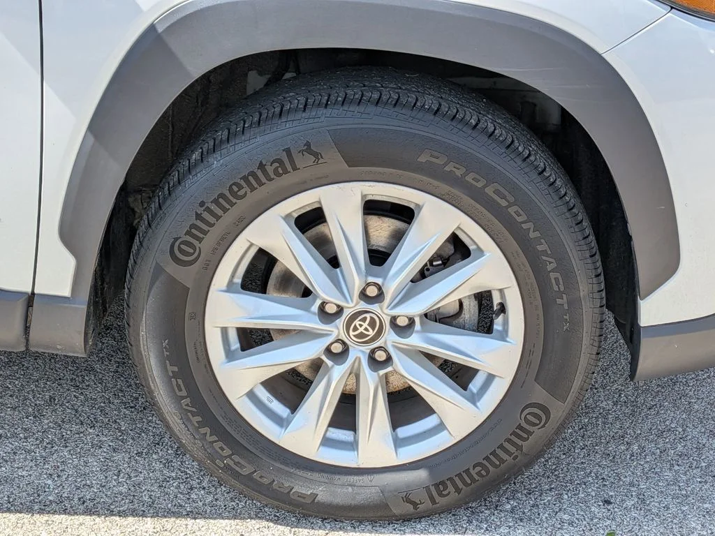 Used 2022 Beige Toyota LE image 9