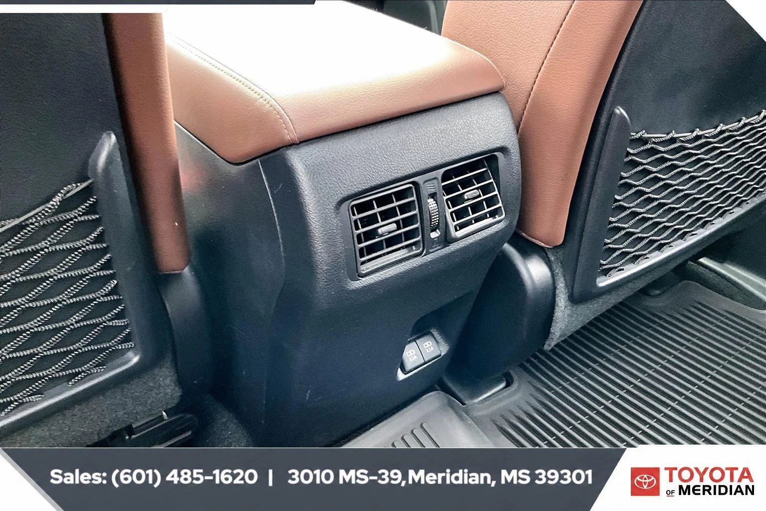 Used 2022 Classic Silver Metallic Toyota Limited image 23