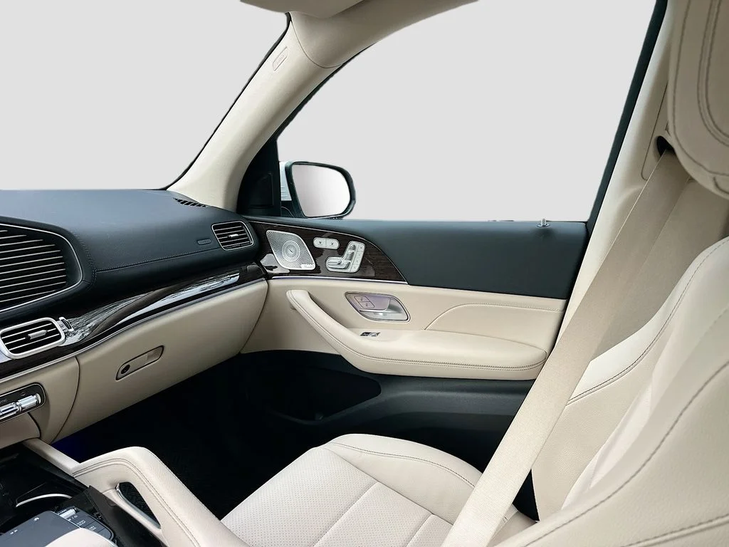 Certified Used 2026 MANUFAKTUR Moonlight White Metallic Mercedes-Benz GLE 350 image 25