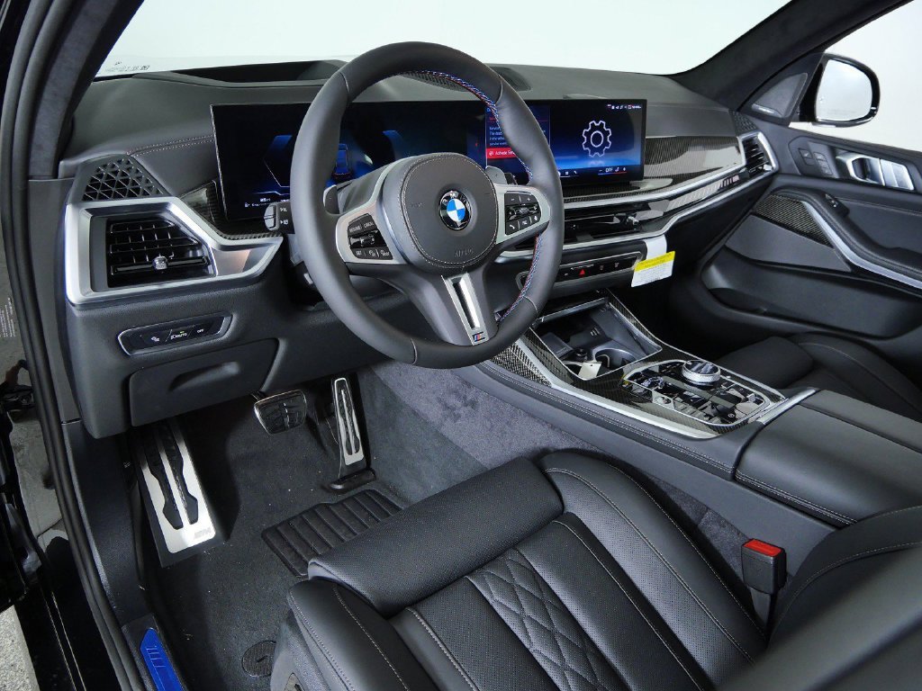 New 2027 Black Sapphire Metallic BMW M60i image 34