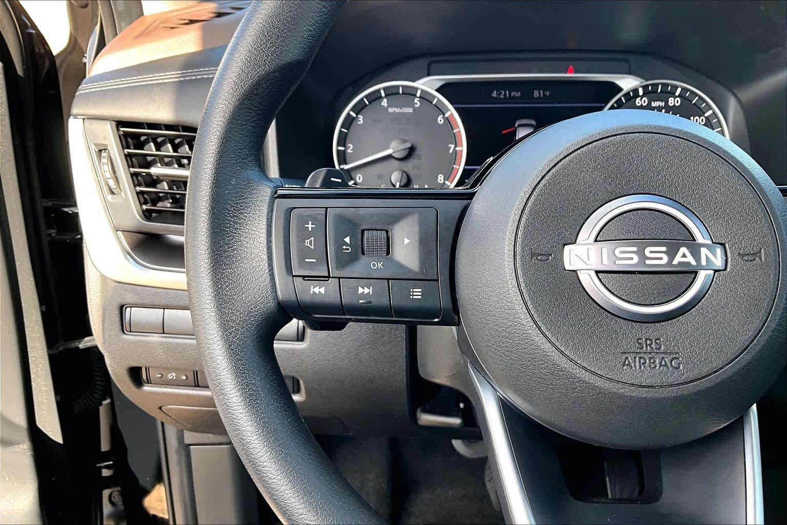 Used 2023 Super Black Nissan SV image 21