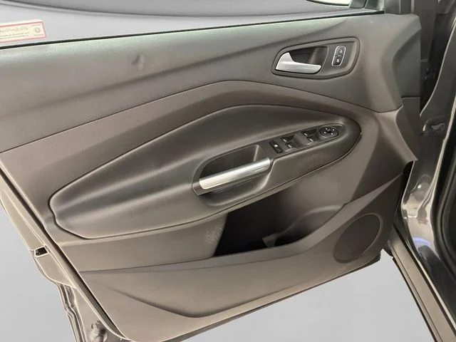 Used 2018 Gray Ford SE image 13