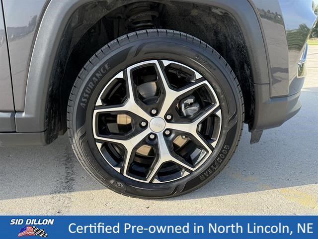 Used 2024 Baltic Gray Metallic Clearcoat Jeep Limited image 10