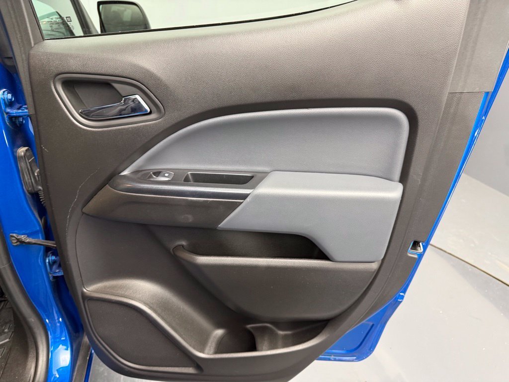 Used 2021 Blue Chevrolet Z71 image 73