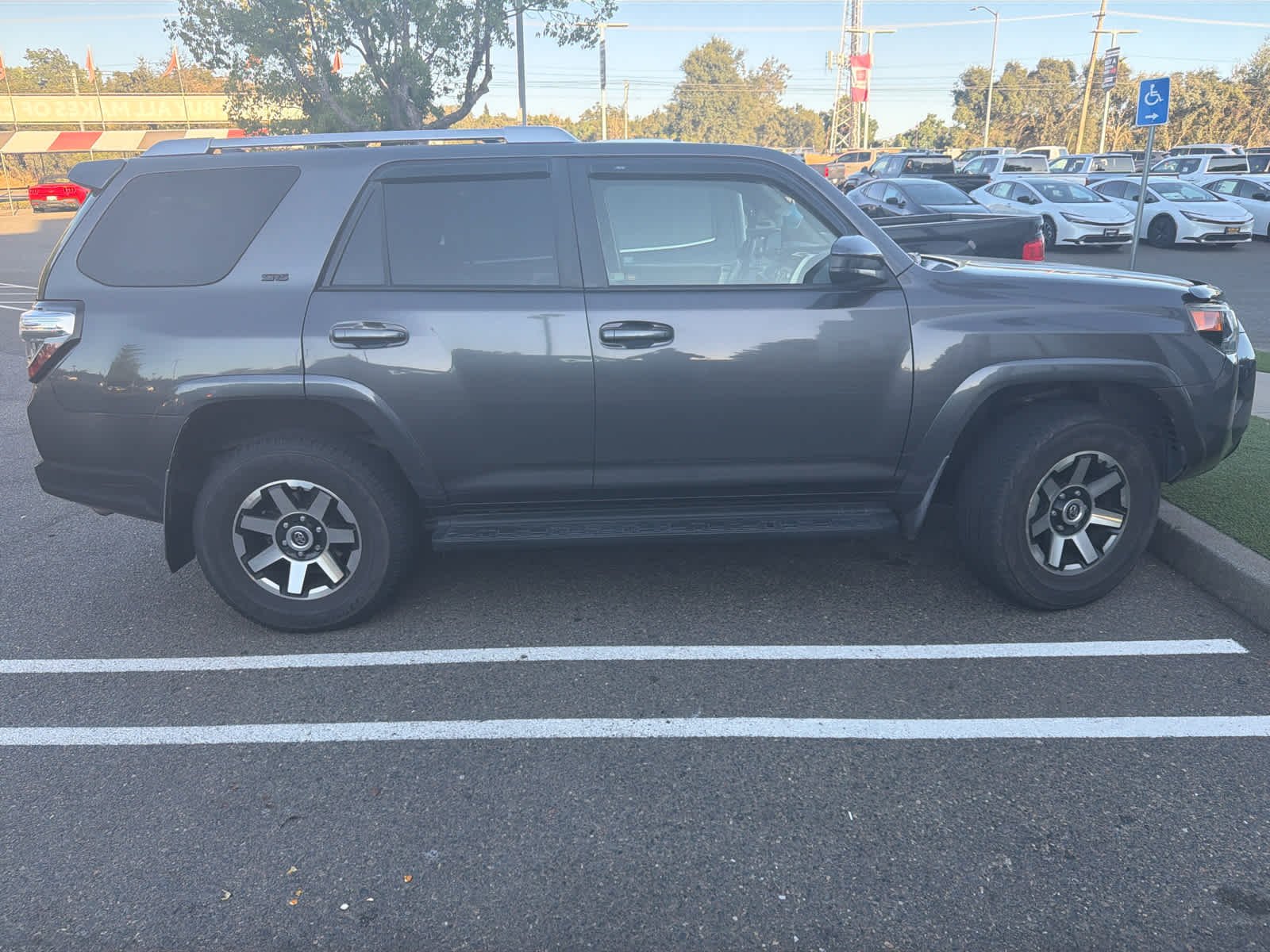 Used 2017 Magnetic Gray Metallic Toyota SR5 image 6