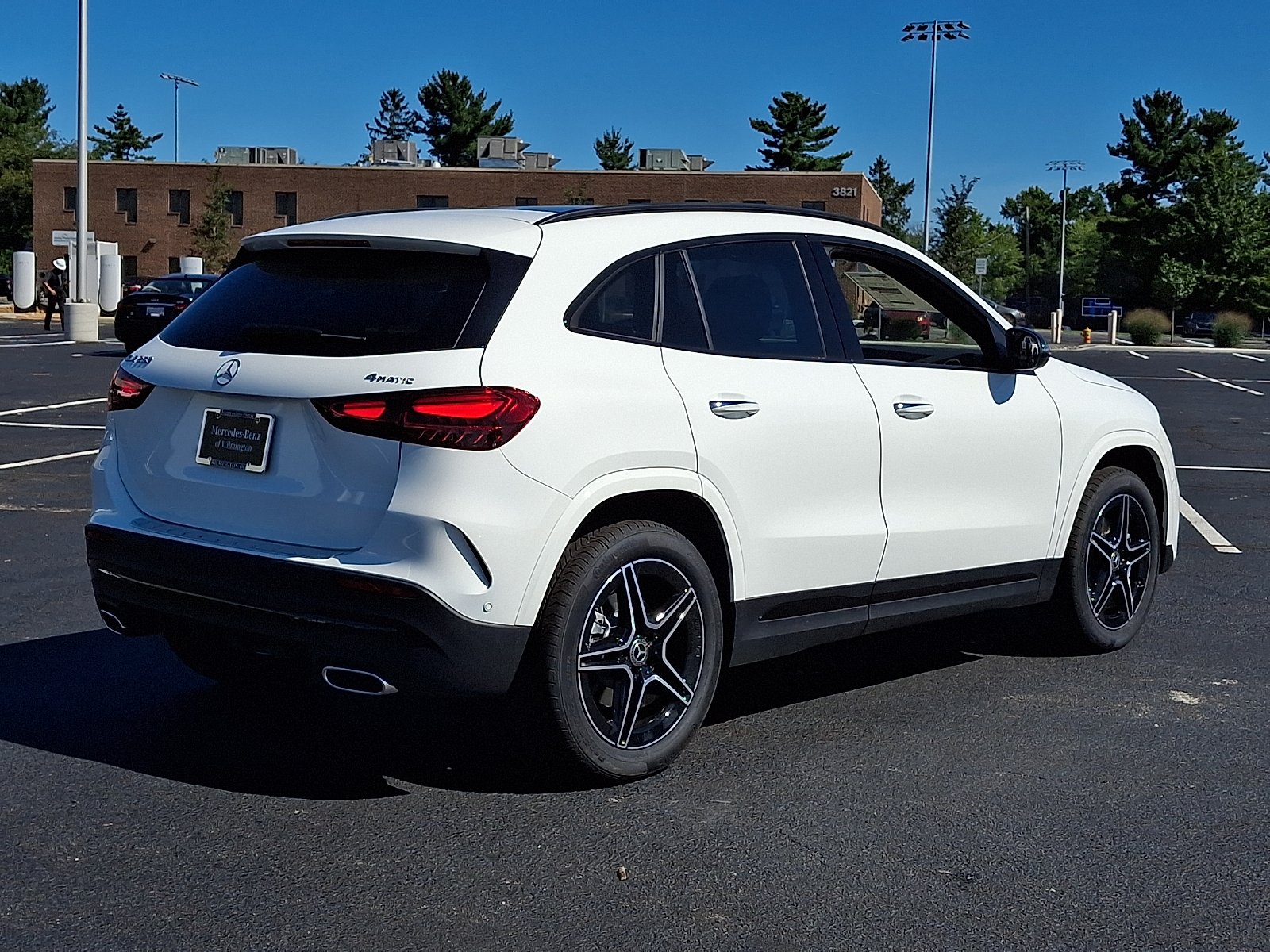 New 2026 Polar White Mercedes-Benz GLA 250 image 6