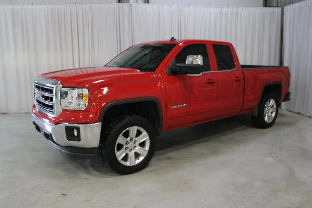 Used 2014 FIRE RED GMC SLE image 26