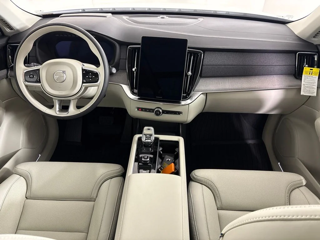 New 2026 Crystal White Volvo Ultra image 13